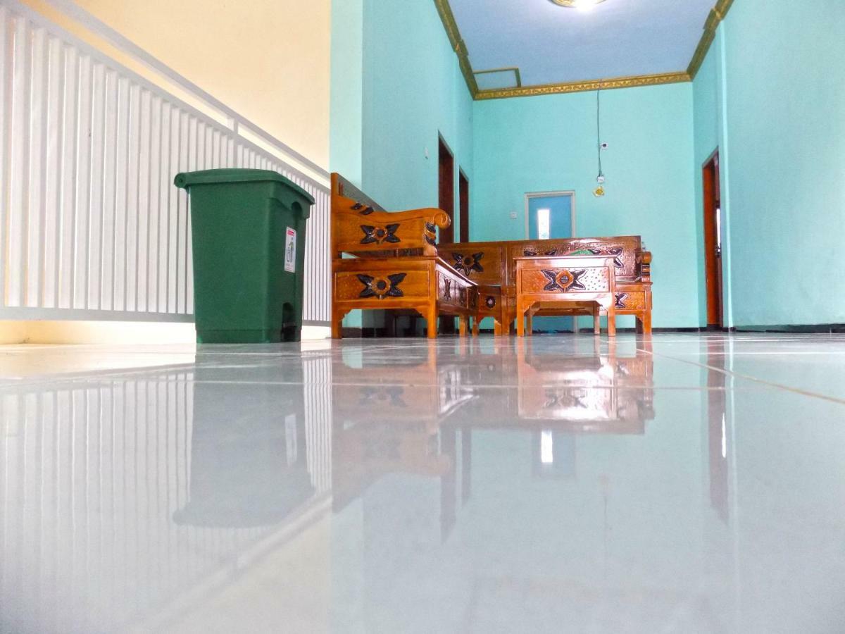 Bed and Breakfast Osingvacation Tamansuruh Экстерьер фото